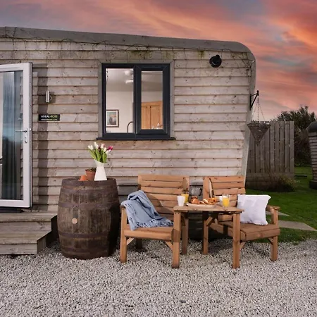 Wheal Rose -Beautifully Fitted Lodge Helston Cornwall Экстерьер фото